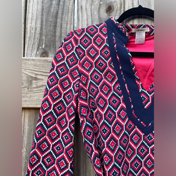 Esley Chic Pink and Navy Patterned Tunic Dress - Picture 4 of 8